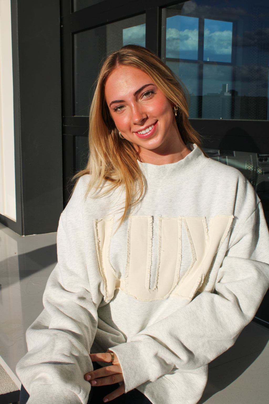 LUX Mockneck Sweatshirt | Taupe